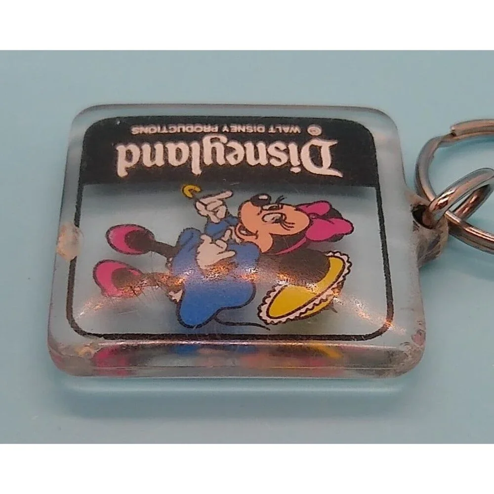 Disney Minnie Mouse Disneyland Keychain Clear Plastic 1.5